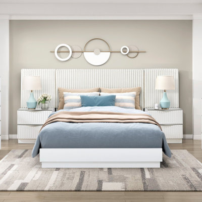 Ensemble de lit pour grand lit luxueux 5 pièces à finition blanc perle luxueux