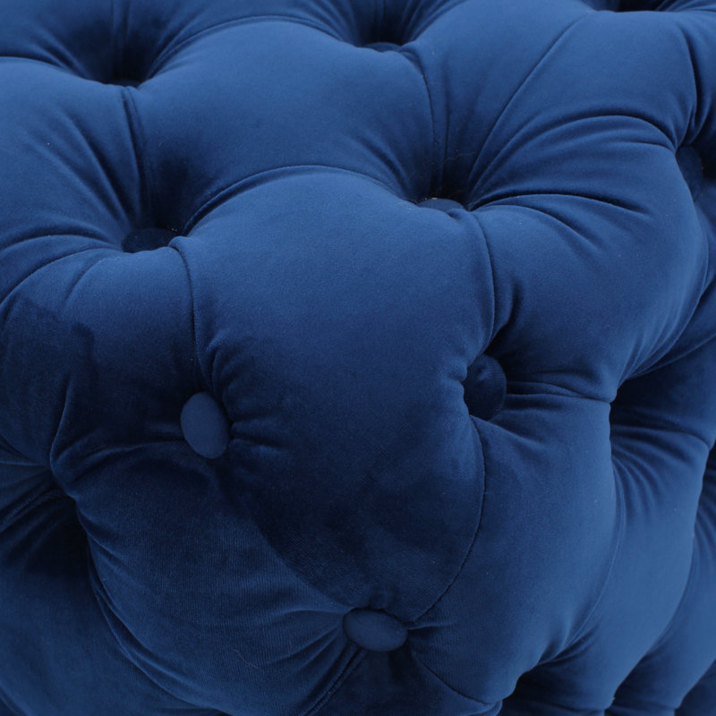 Velours bleu marine avec bouton hypnotisant