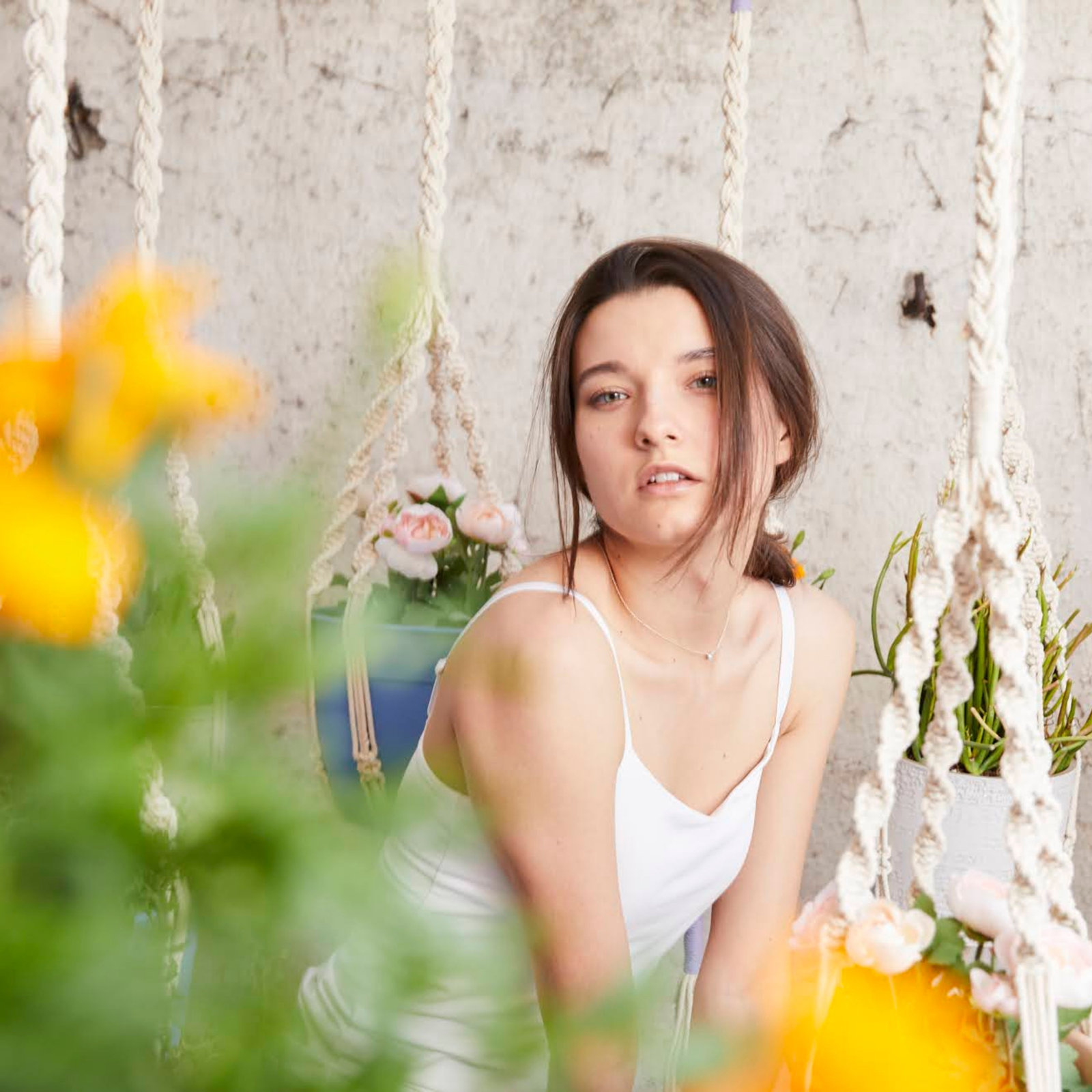 Pillowpia Trina Plant Hanger, Thistle