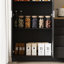 Garde-manger avec design moderne et rangement solide