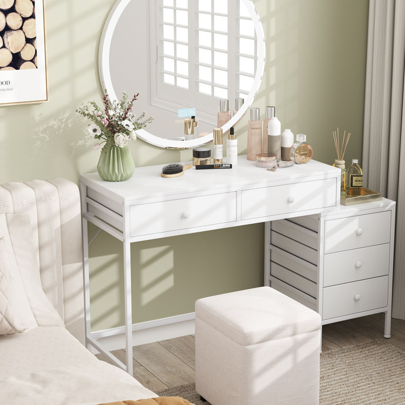 Metal Base Computer Desk, White
