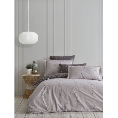 Quiltisse Cotton Bedspread with Pillowcases