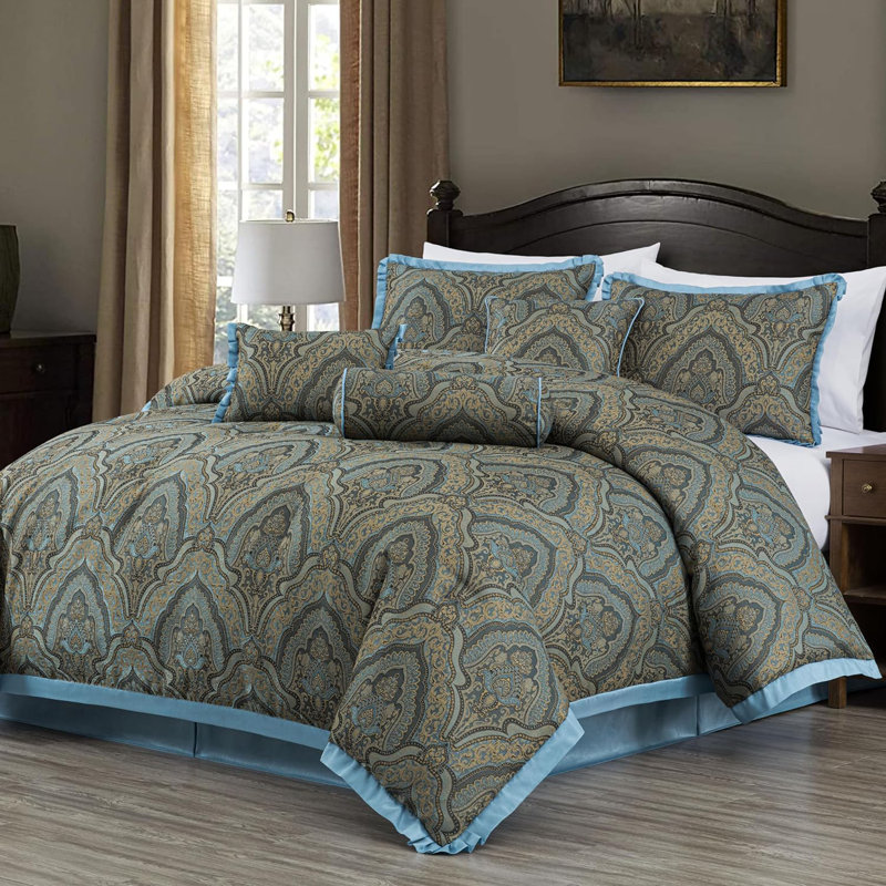 Pierre 7-Piece Medallion Paisley Jacquard Comforter Set, Blue, Queen Comforter + 2 Standard Shams
