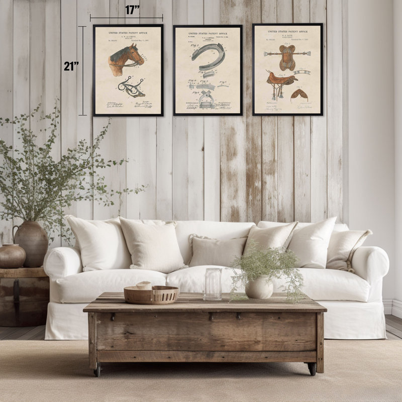 Horseshoe Patent in Black Frame