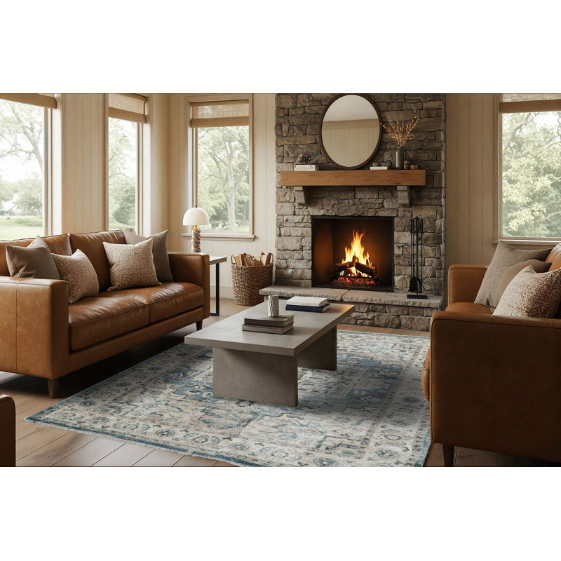 Omarion Oriental Indoor Rug, Rectangle 2' x 3'11"