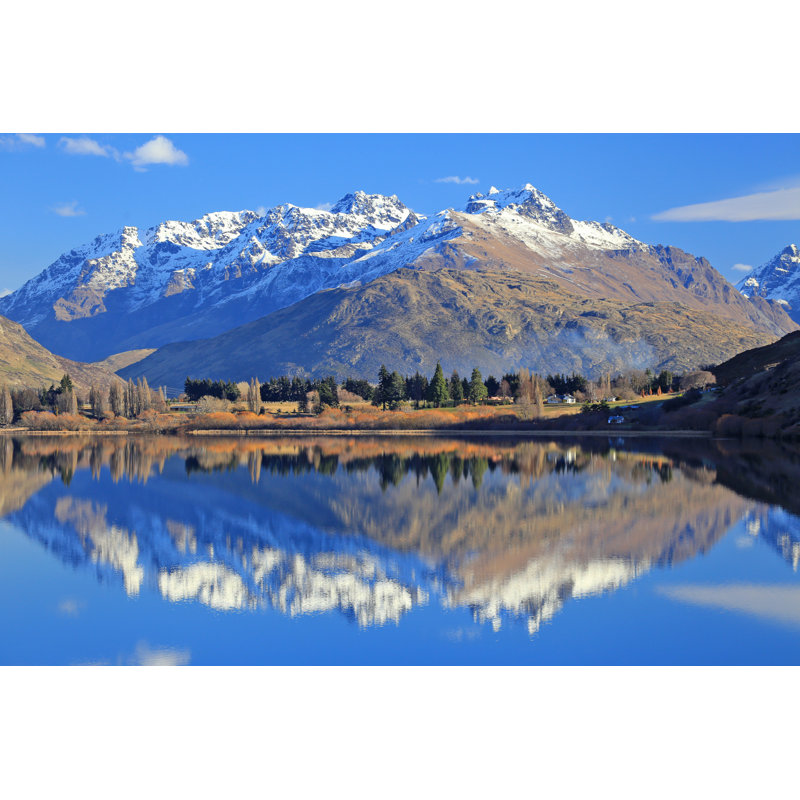 «Lake with Snow Mountain», reproduction sur toile tendue, H 32 po x l 48 po x P 1 po