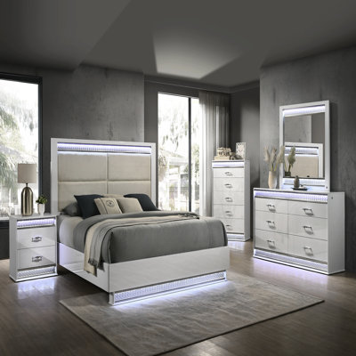 Commode 5 tiroirs de style moderne en bois blanc