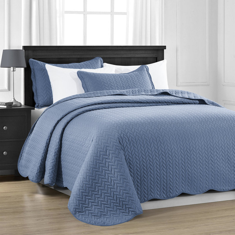 Microfiber Embossed Queen Quilt Sets| Hotel-Quality Bedspread, Washed Blue