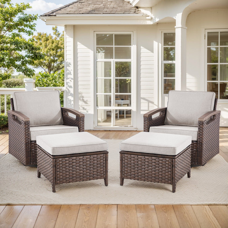 Chaise berçante rotative en osier avec repose-pieds Arundel (ensemble de 2), Beige