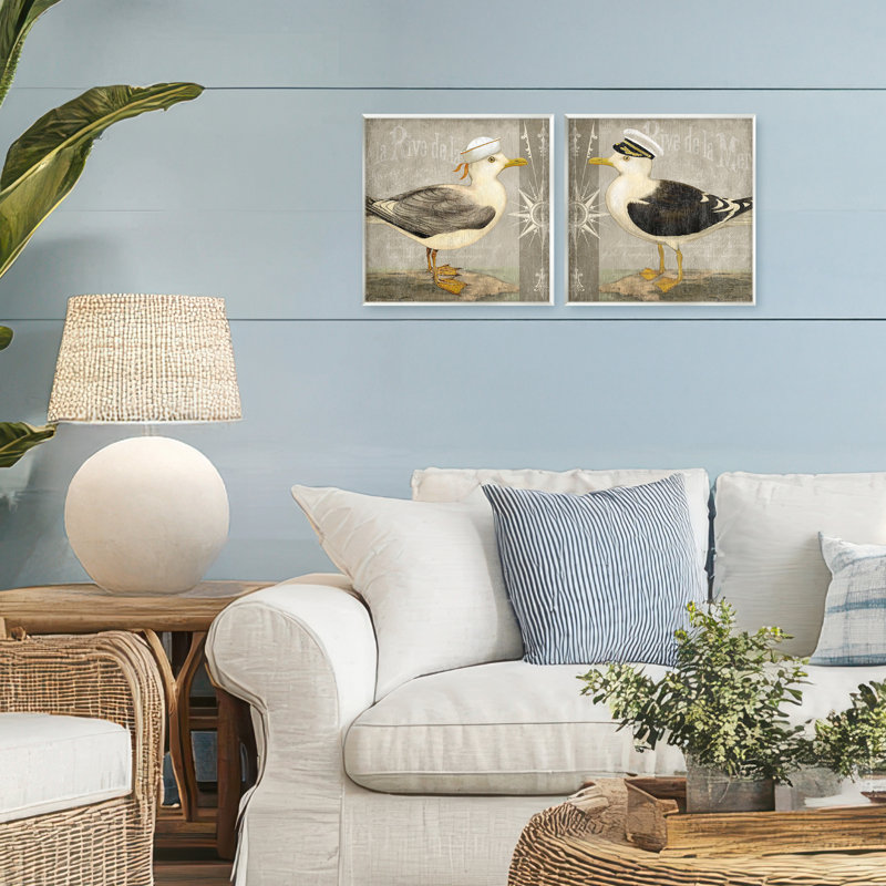 Ensemble de 2 plaques murales Little Seagulls with Hats, par Suzanne Nicoll