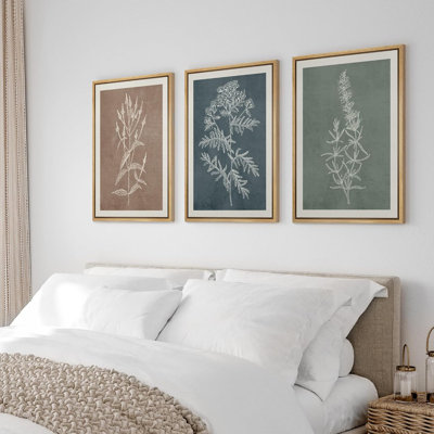 Minimal Botanical " Duotone Forest Wildflower " 3 - Pieces