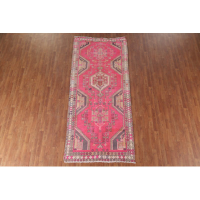 Tapis tribal fuchsia 4 x 10