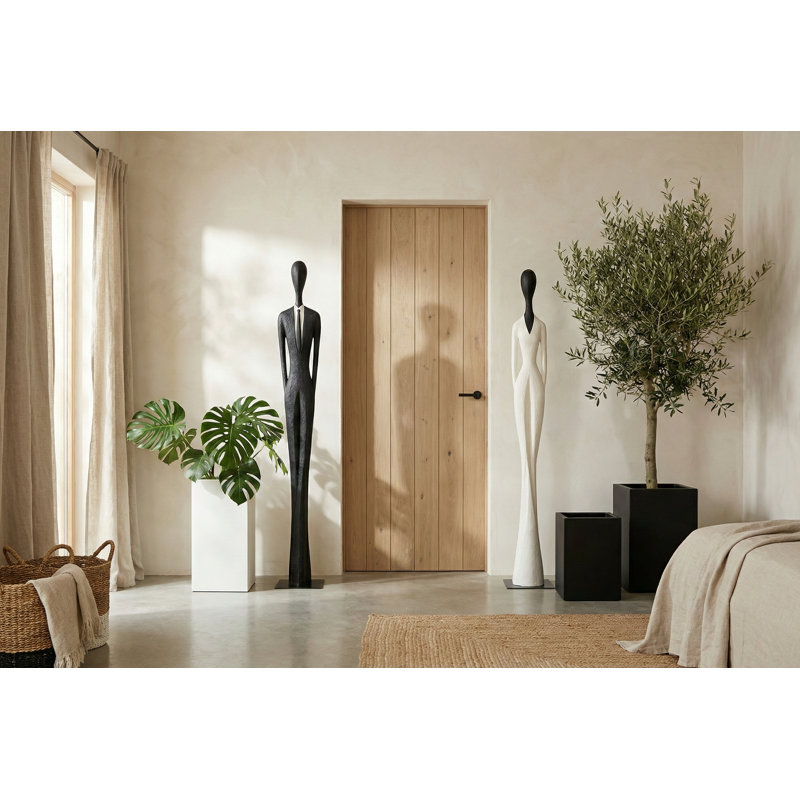 Payo Sculpture, Black
