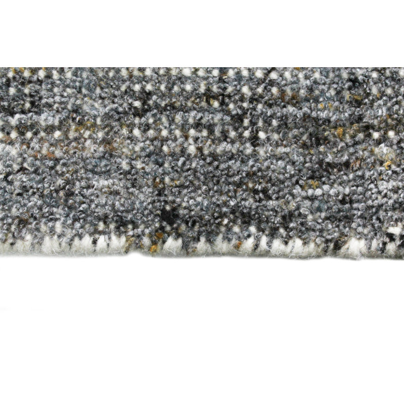 Thebes Hand-Knotted Wool Area Rug in Gray, Rectangle 3'6" x 5'6"