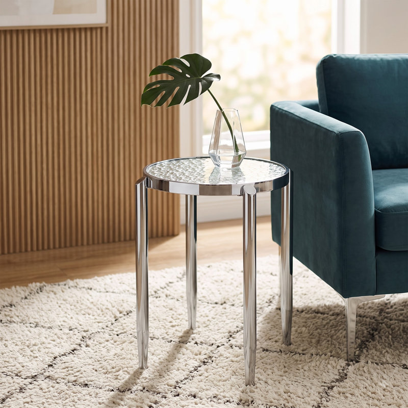 Table d'appoint ronde en chrome brillant avec pattes extérieures effilées