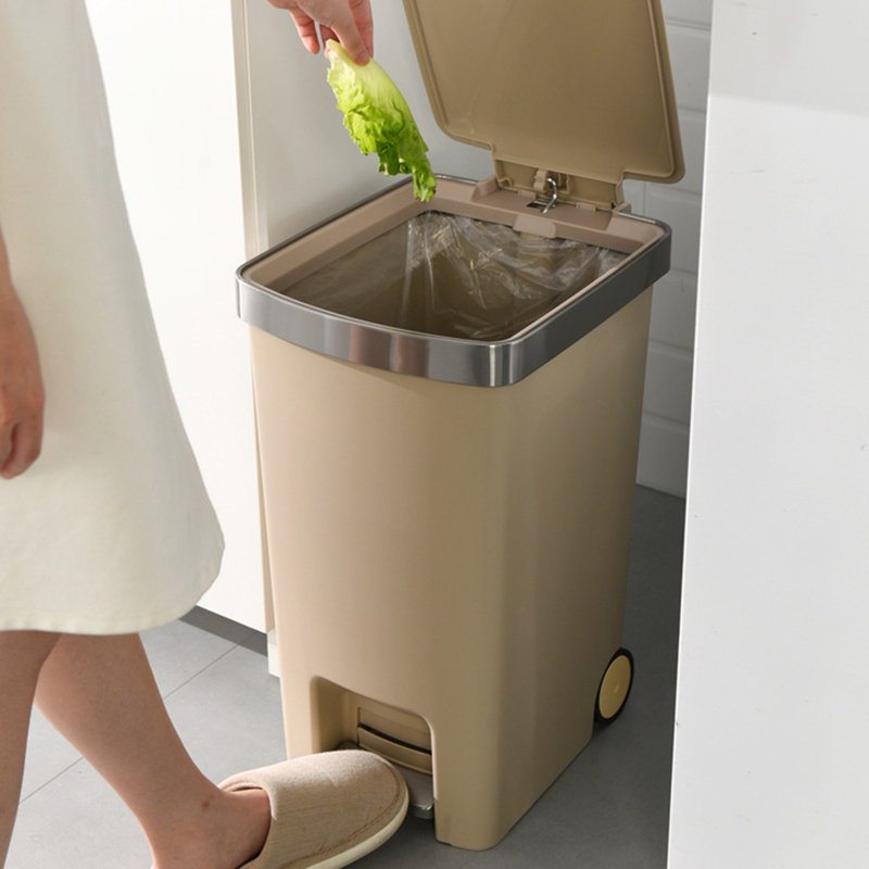 Kitchen Trash Can Plastic Kitchen Trash Can