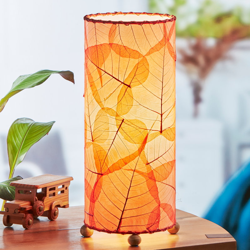 Quintan Metal Novelty Lamp, Red