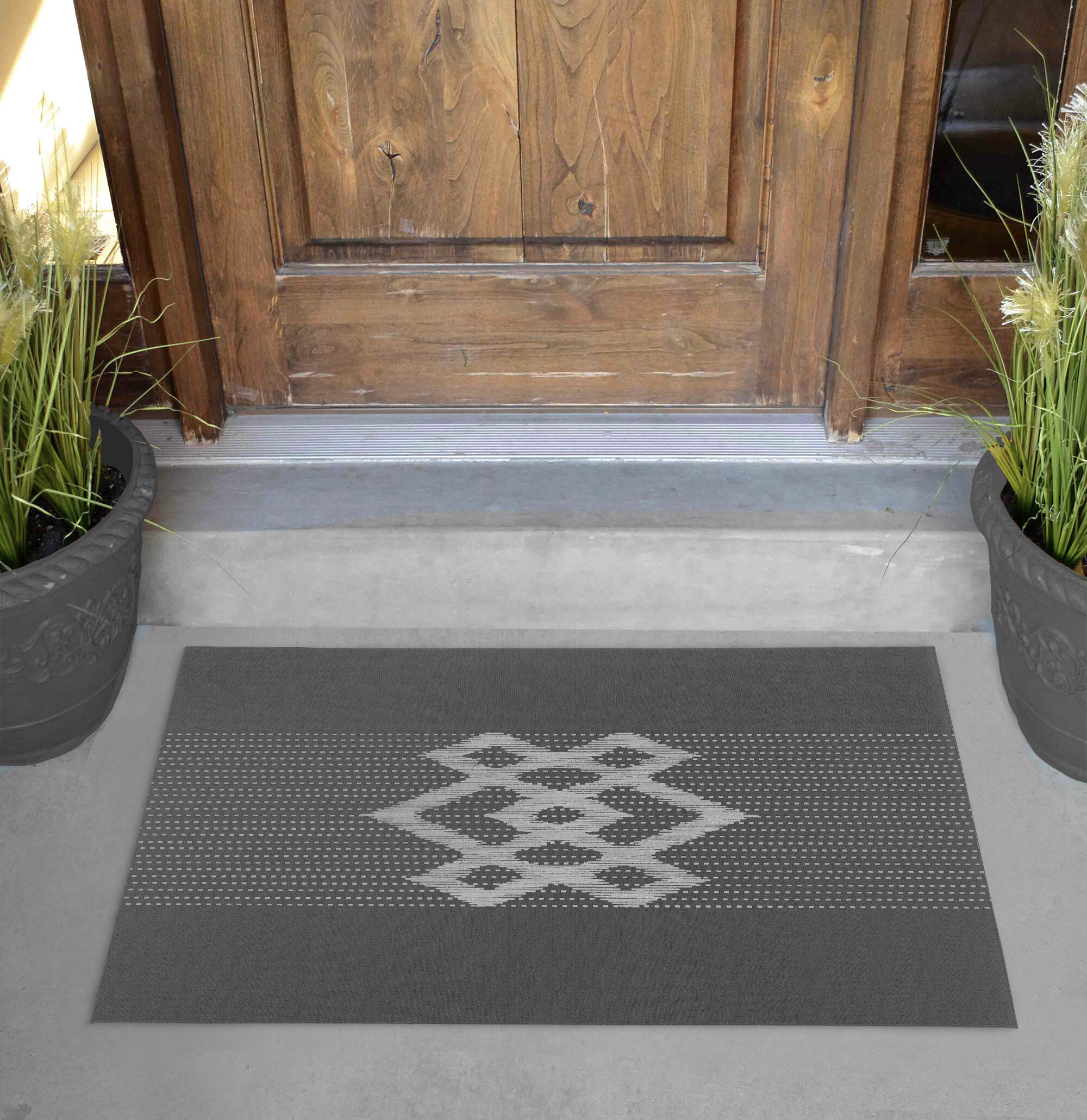 Non-Slip Geometric Outdoor Doormat