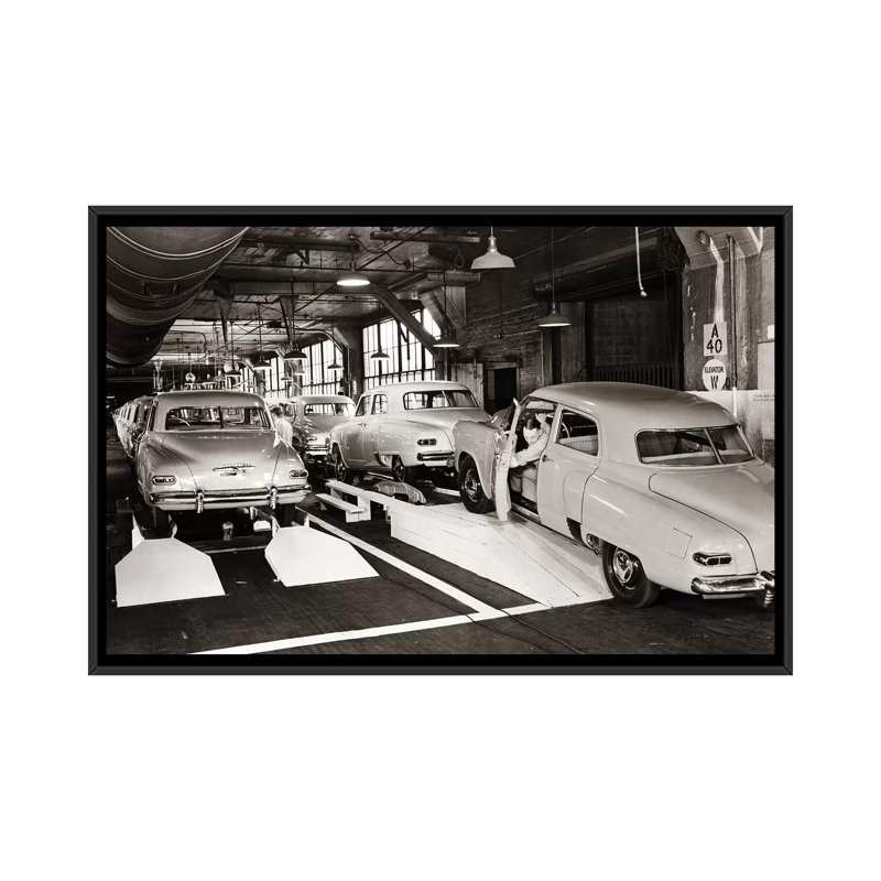 « années 1950 studebaker voiture production assembly », reproduction de photo sur toile tendue, H 18 po x l 26 po x P 1,5 po