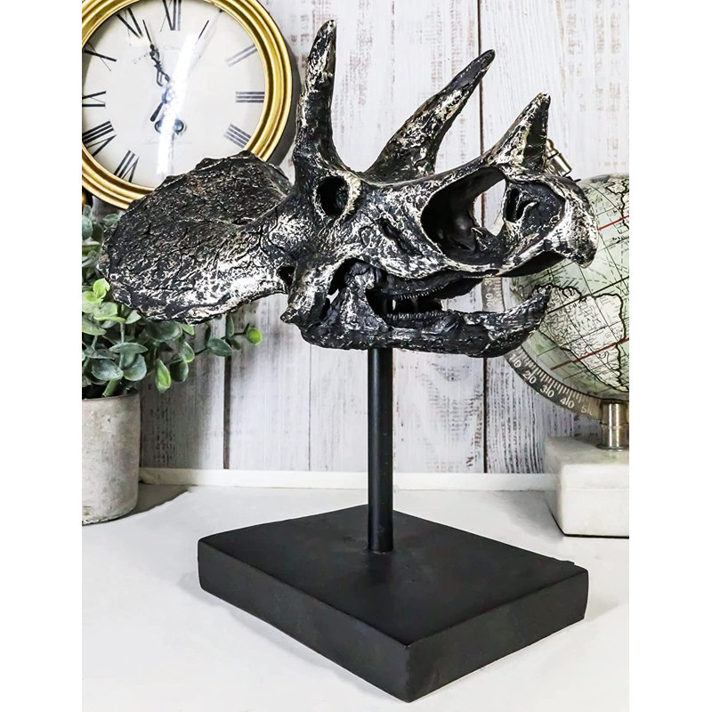 Figurine squelette de dinosaure tricératops
