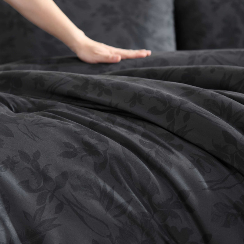 Kenneth Cole Silhouette Floral Charcoal Comforter Bonus Set, Queen Comforter + 2 Standard Shams