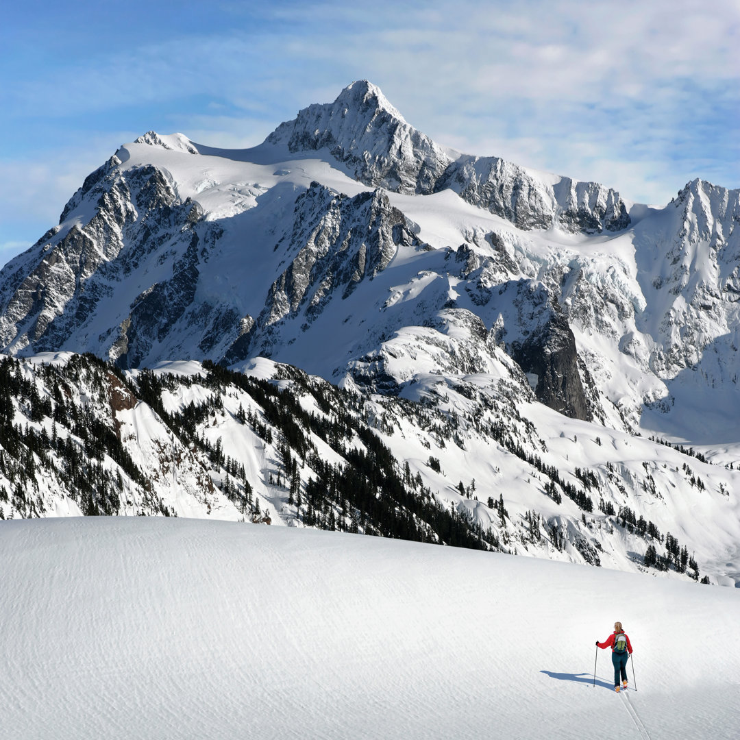 XL Winter Skiing Adventure von Sharply_done - Kunstdrucke auf Leinwand ohne Rahmen