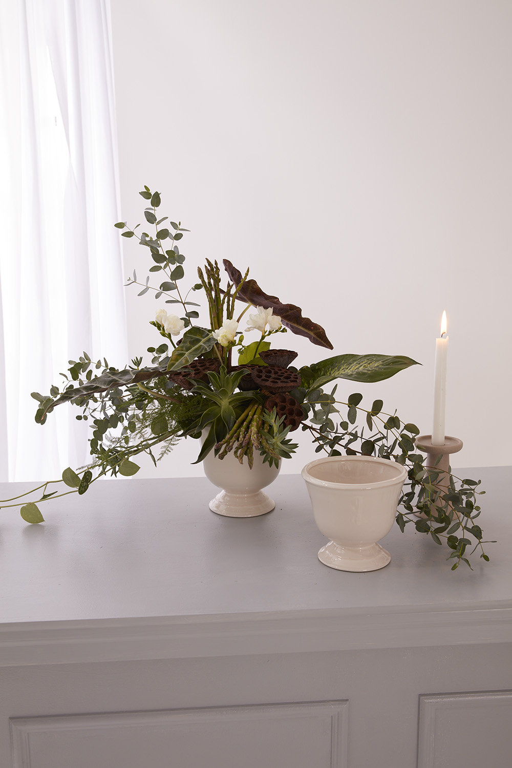 Kardi Ceramic Urn Planter, 5.5" H x 6" W x 6" D