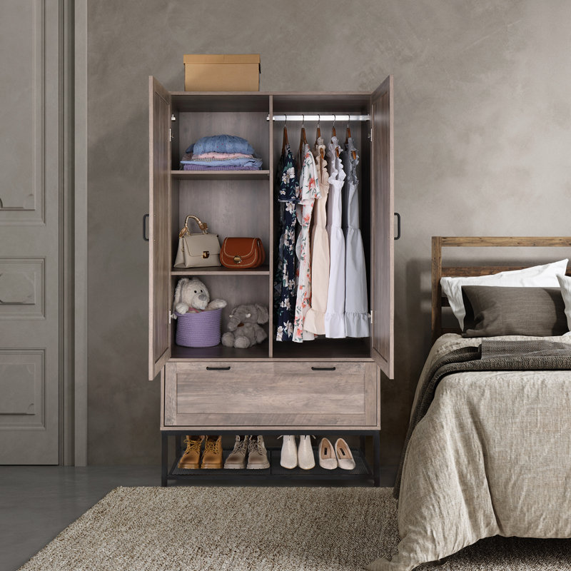 Raeesa 38 " W Armoire