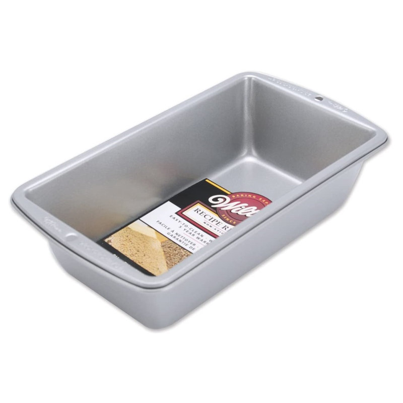 Wilton 191003160 Recipe Right Large Loaf Pan, 9-1/4 Inch X 5-1/4 Inch