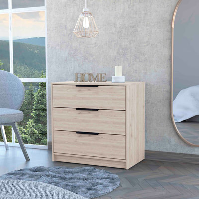 Commode à trois tiroirs