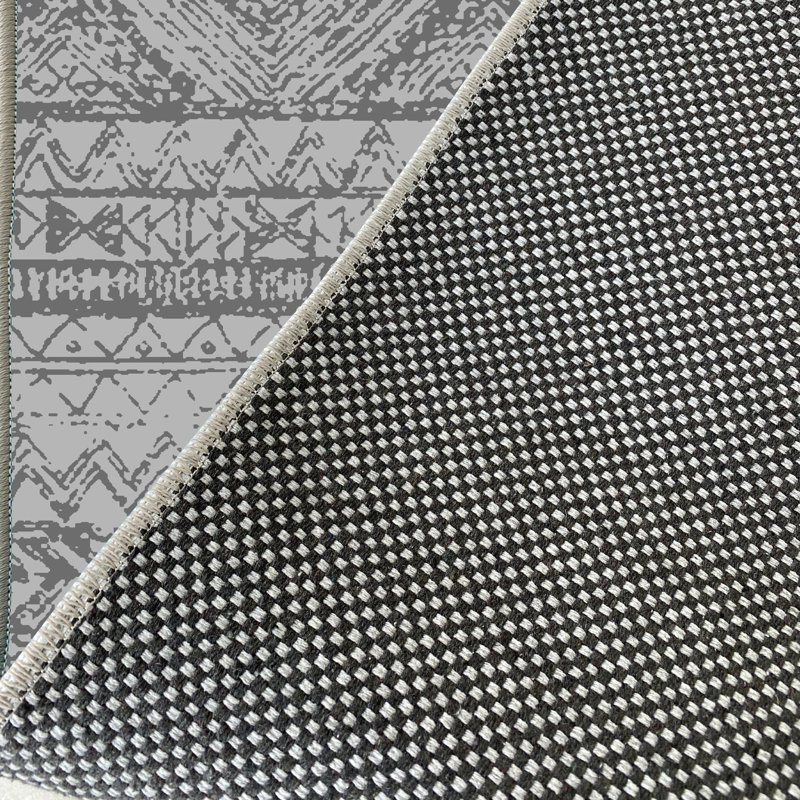 Tapis gris en coton touffeté à la machine Zavier, Tapis de couloir 4 pi 11 po x 23 pi