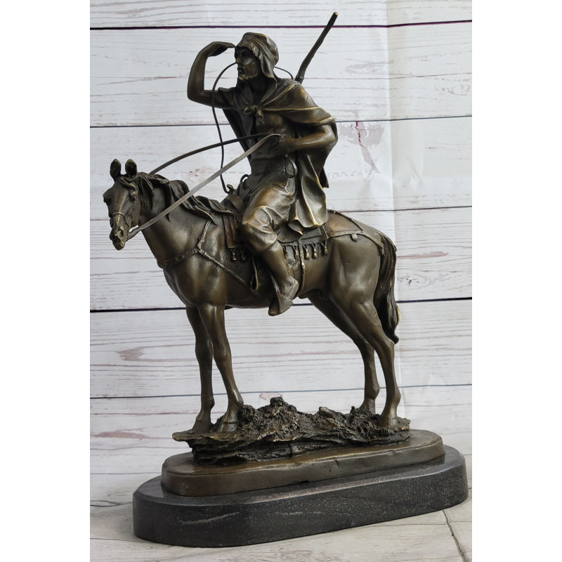 Figurines et sculptures Teagann