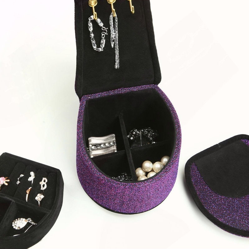 Boîte à bijoux haute 9 po avec crochets, chaussures à talons hauts, velours mauve, Mauve