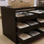Vitrine lumineuse de style luxueux-112769086