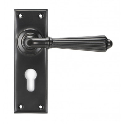 Hinton Lock Door Handle Kit