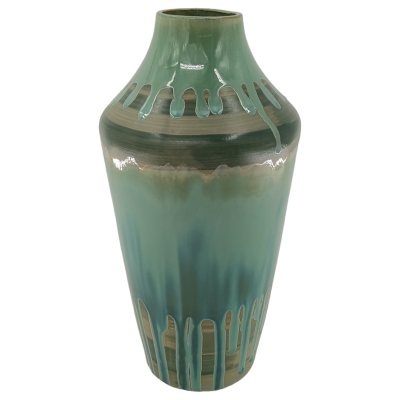 Vase en métal moderne avec motif géométrique