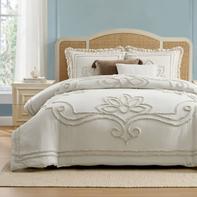 Peri Home Maya Medallion Comforter Set