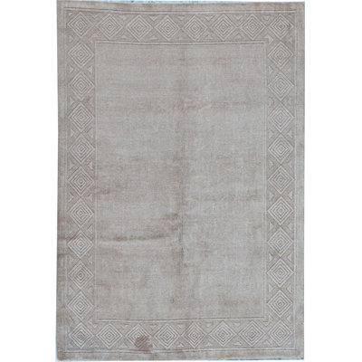 Hand-Knotted High-Quality Brown Area Rug