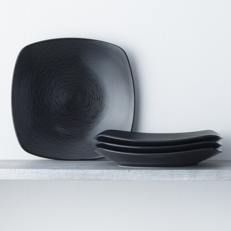 Assiettes plates Noritake, Noir