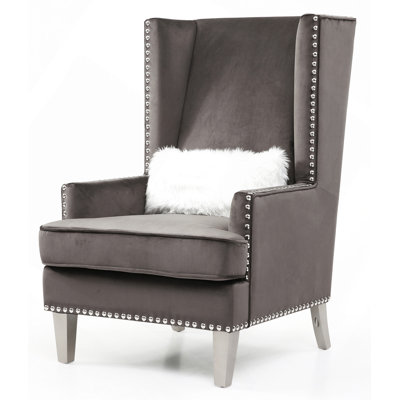Elegant Traditional Armchair