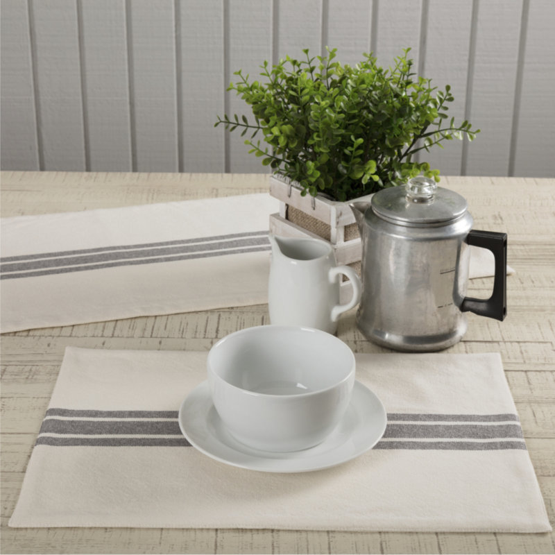 Ensemble de 4 napperons gris Market Place, L 18 po x L 18 po, Crème