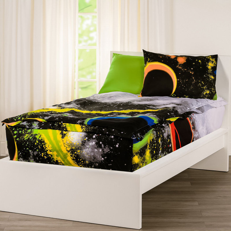  Beyond the Galaxy Bunkie Deluxe All-In-One Zipper Bedding Set, Twin