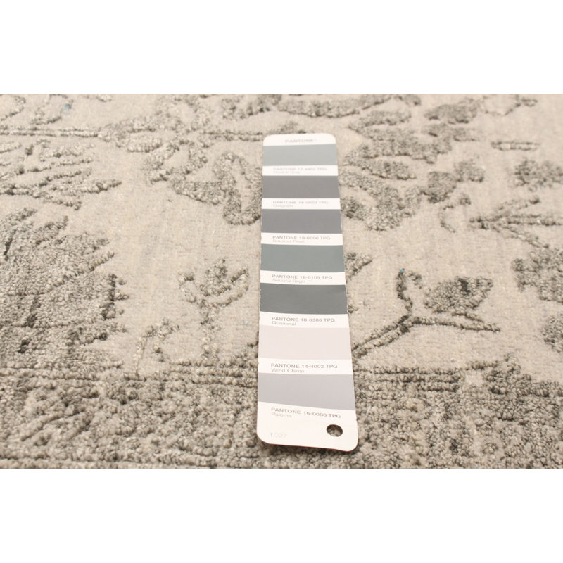 Tapis gris Heritage 5 pi 8 po x 9 pi 1 po