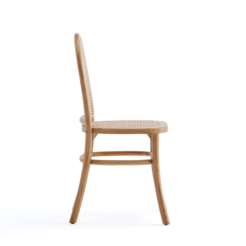 Chaise de salle à manger dans la nature
