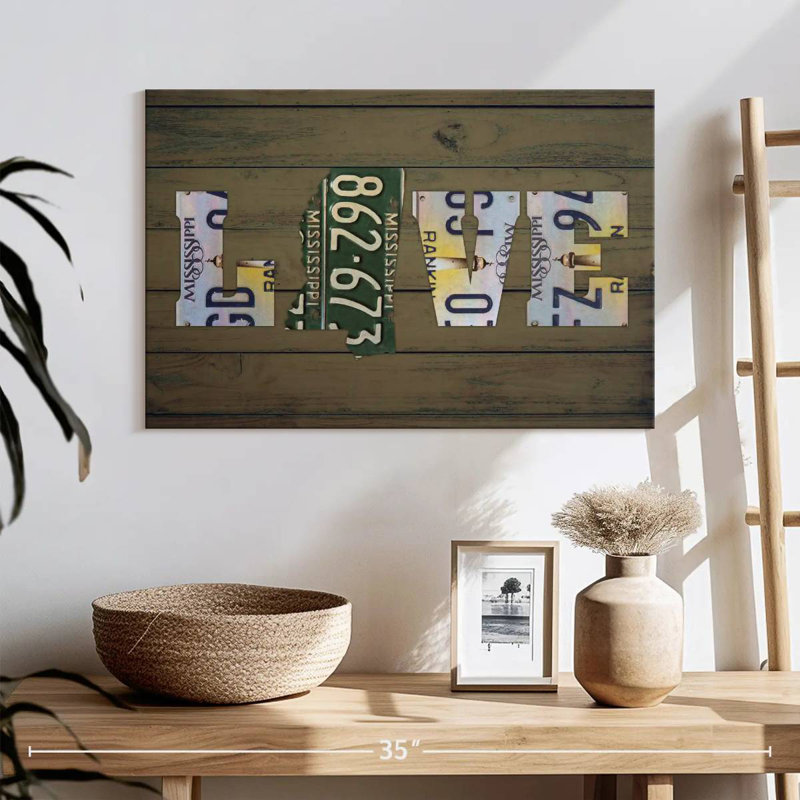 MS State Love, 16" H x 24" W