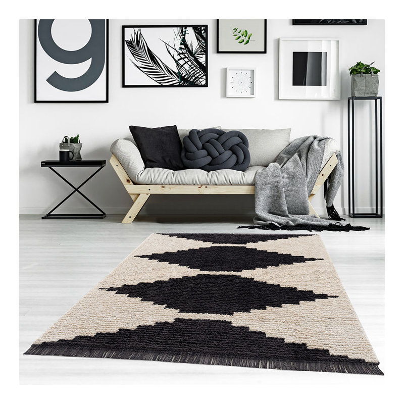 Tapis noir et ivoire moderne