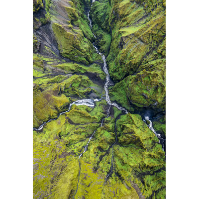Une vue d'oiseau d'une rivière par Extreme-Photographe