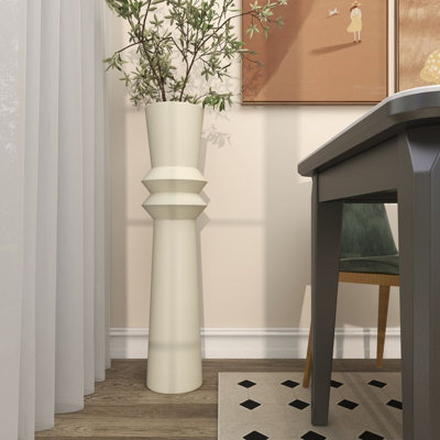 Grand vase de plancher en métal The Mable