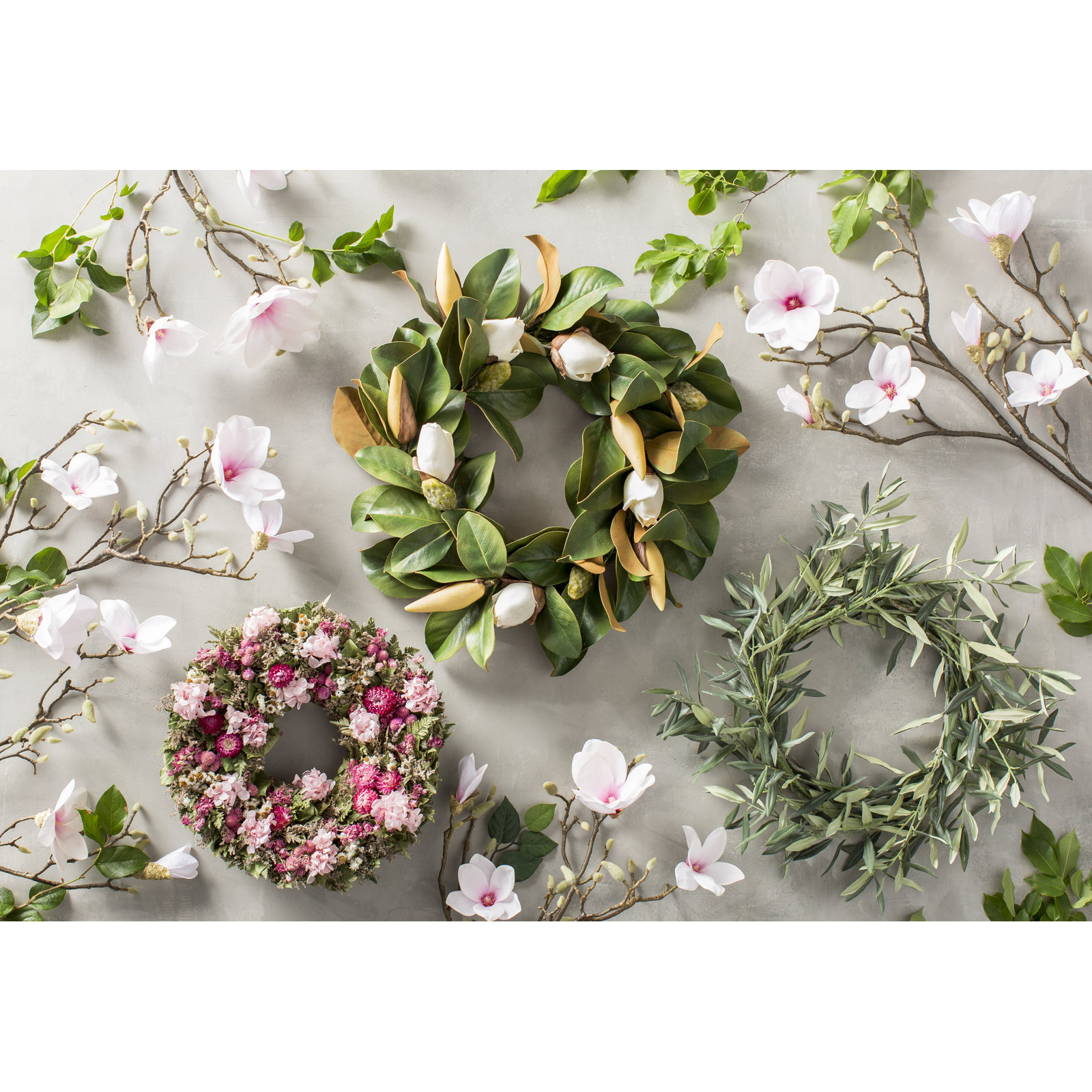 24" Magnolia Wreath, White