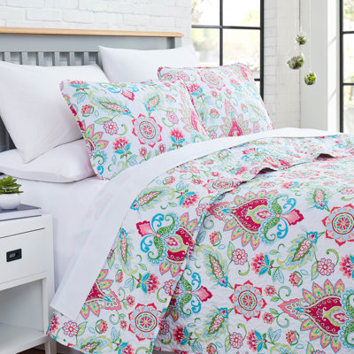 Splendor Collection Microfiber Quilt Set